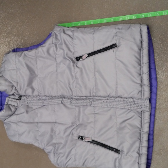 **VINTAGE **Classics Sports Purple and Grey REVERSIBLE Puffer Vest With Pockets - Picture 9 of 11